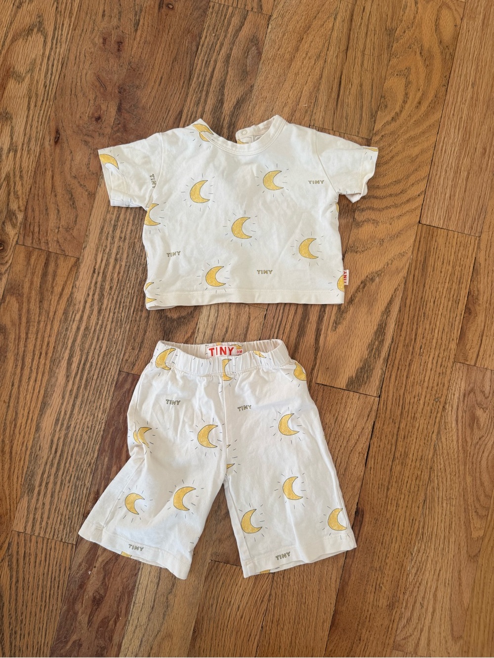 Tiny Cottons / TinyCottons moon set for newborn to 3 months